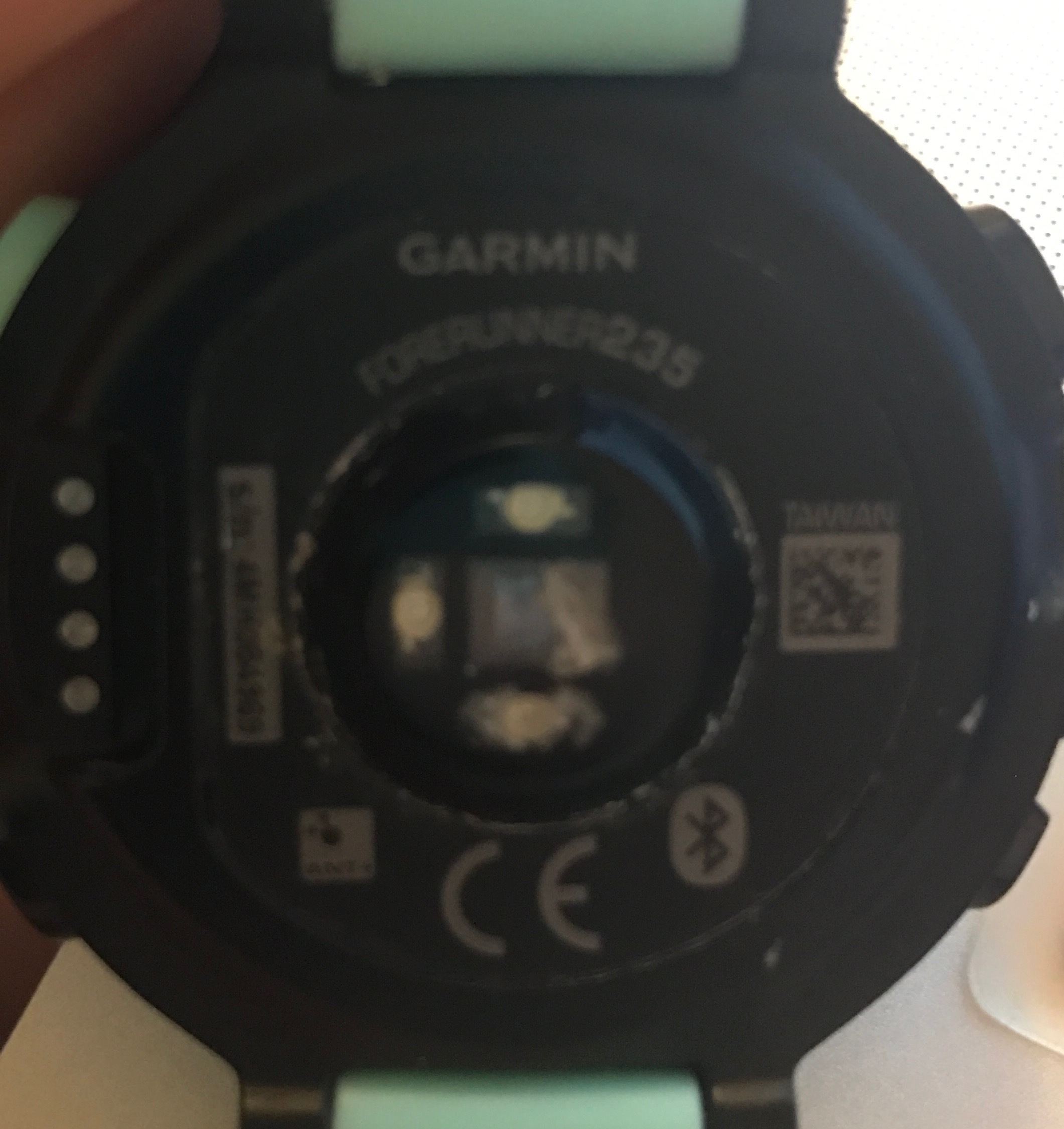 heart rate monitor on garmin 235 not working