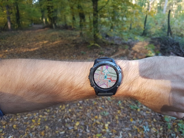 Detailed maps on Vivoactive 4 