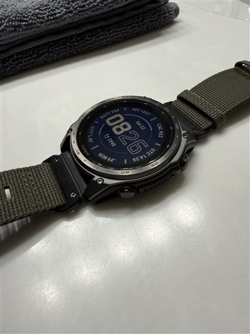 MIP screen has blue tint to it? - fēnix 8 Series - Wearables - Garmin