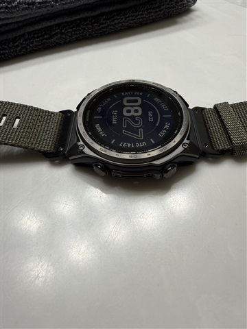 MIP screen has blue tint to it? - fēnix 8 Series - Wearables - Garmin