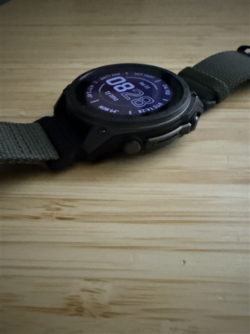 MIP screen has blue tint to it? - fēnix 8 Series - Wearables - Garmin